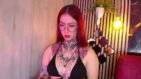 Snapshot of aphrodite__bloom chatting on May 2026 09:00:01 PM aphrodite__bloom online show from May 2026 09:00:01 PM