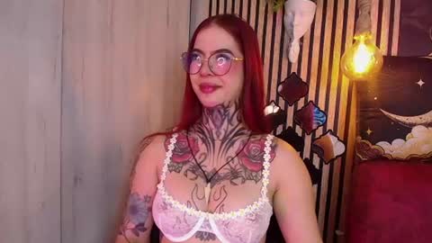 Snapshot of aphrodite__bloom chatting on June 2026 09:57:01 PM aphrodite__bloom online show from June 2026 09:57:01 PM