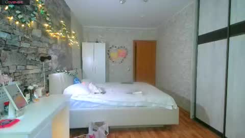 Snapshot of aphrodite_wow_ chatting on July 2026 01:06:02 PM Aphrodite online show from July 2026 01:06:02 PM