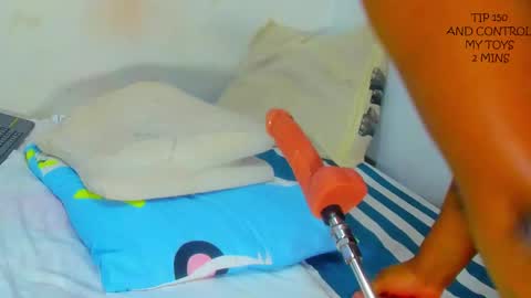 Snapshot of aphrodites_ass chatting on January 2025 09:18:02 AM Tati Colombian online show from January 2025 09:18:02 AM