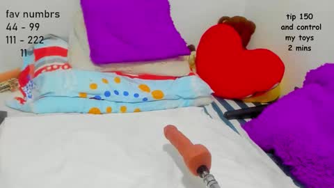 Snapshot of aphrodites_ass chatting on September 2025 05:42:01 AM Tati Colombian online show from September 2025 05:42:01 AM