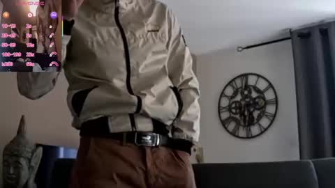 Snapshot of apollonfitx_69 chatting on October 2025 09:10:01 AM apollonfitx_69 online show from October 2025 09:10:01 AM