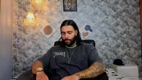 Snapshot of apolo_rousse chatting on January 2026 10:23:01 PM Apolo online show from January 2026 10:23:01 PM