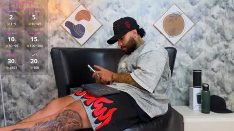 Snapshot of apolo_rousse chatting on February 2026 10:46:01 PM Apolo online show from February 2026 10:46:01 PM