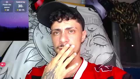 Snapshot of apolo_s chatting on January 2025 03:20:01 AM Andres online show from January 2025 03:20:01 AM