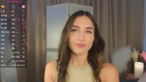 Vicki online show from September 2025 09:09:02 AM