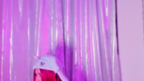 Snapshot of apriil_cute chatting on December 2024 07:32:01 PM April online show from December 2024 07:32:01 PM