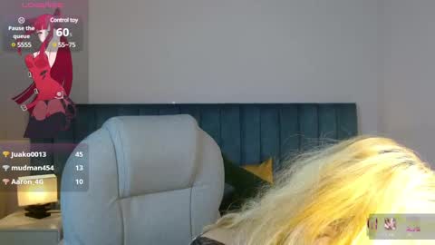 Snapshot of april__bunny chatting on January 2025 10:07:02 PM April Bunny online show from January 2025 10:07:02 PM
