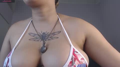 Snapshot of april__bunny chatting on October 2025 08:52:01 PM April Bunny online show from October 2025 08:52:01 PM