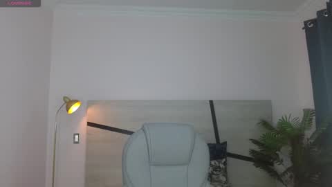 Snapshot of april__bunny chatting on March 2026 02:18:01 AM April Bunny online show from March 2026 02:18:01 AM