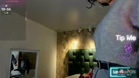  April  online show from December 2025 11:52:02 AM