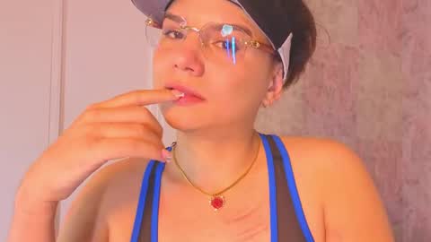 Snapshot of april_summer_ chatting on June 2026 08:50:02 PM Isabella online show from June 2026 08:50:02 PM