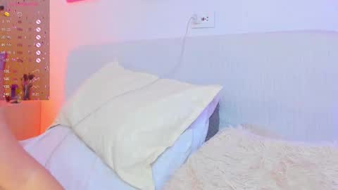 Snapshot of apriladdams chatting on November 2025 10:31:02 PM April Addams online show from November 2025 10:31:02 PM