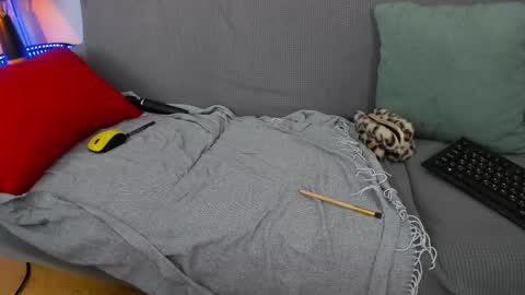 Snapshot of aprilavery chatting on September 2025 03:34:02 PM April online show from September 2025 03:34:02 PM