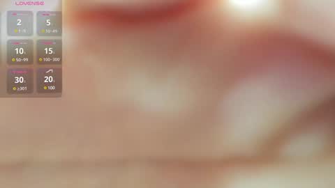Snapshot of aprildubois_ chatting on December 2024 04:58:02 AM April online show from December 2024 04:58:02 AM