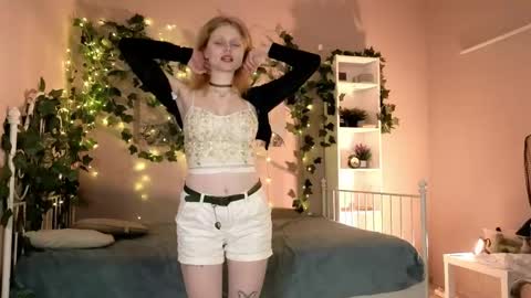 Hazy online show from April 2026 08:44:01 PM