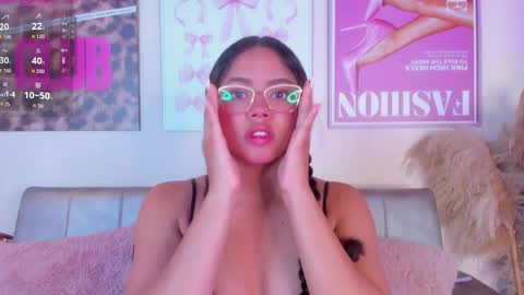 Snapshot of aprilgrey111 chatting on April 2026 04:05:02 PM aprilgrey111 online show from April 2026 04:05:02 PM