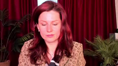 Snapshot of aprill_o_nill chatting on May 2026 04:12:01 PM aprill_o_nill online show from May 2026 04:12:01 PM