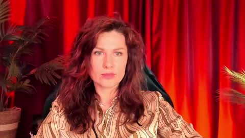 Snapshot of aprill_o_nill chatting on May 2026 06:07:02 PM aprill_o_nill online show from May 2026 06:07:02 PM