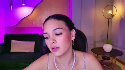 Snapshot of aprilrhodes_ chatting on January 2025 07:49:01 AM April Rhodes online show from January 2025 07:49:01 AM