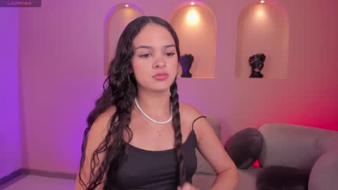 Snapshot of aprilrhodes_ chatting on January 2025 11:10:02 PM April Rhodes online show from January 2025 11:10:02 PM