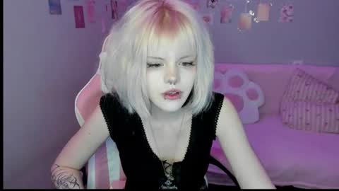 Snapshot of aprilspark chatting on July 2026 08:36:01 PM Alice D online show from July 2026 08:36:01 PM