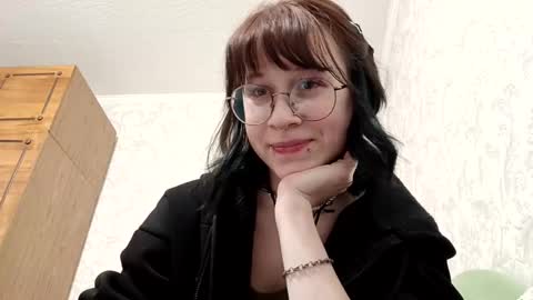 Triss online show from February 2026 05:28:02 PM