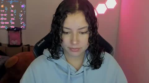 Snapshot of aqua_emilly chatting on January 2025 01:47:01 AM aqua emilly online show from January 2025 01:47:01 AM