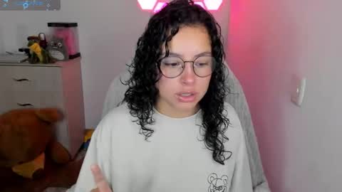 aqua emilly online show from January 2026 09:07:02 PM