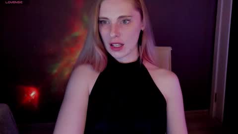 aqualen online show from November 2025 08:30:01 PM