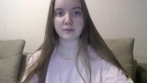 Snapshot of aquanarmin chatting on November 2025 09:22:01 AM Josefin online show from November 2025 09:22:01 AM