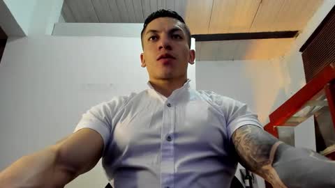 Jonathan online show from November 2025 07:37:01 PM