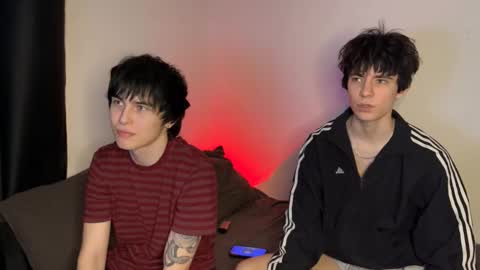 Snapshot of ar1zze chatting on January 2026 09:27:01 PM zik and kris online show from January 2026 09:27:01 PM