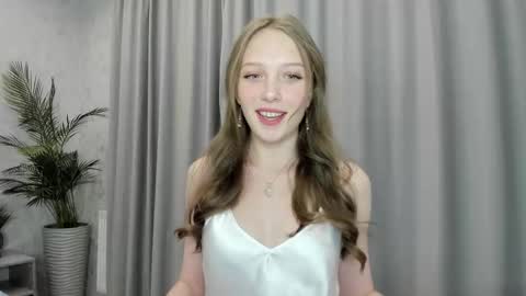 Snapshot of ar_ya18 chatting on September 2025 09:25:02 AM Lina online show from September 2025 09:25:02 AM