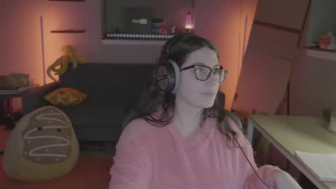 Snapshot of arabicslavegirl chatting on January 2025 12:16:02 AM Sarah Arabic online show from January 2025 12:16:02 AM