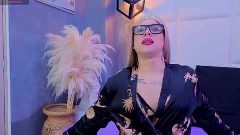Aranza online show from April 2026 01:52:02 PM