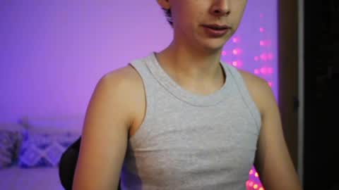 ARCHIBALDO online show from April 2026 02:47:02 AM