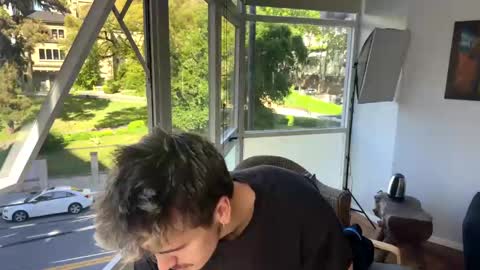 Archie online show from November 2025 12:25:01 PM