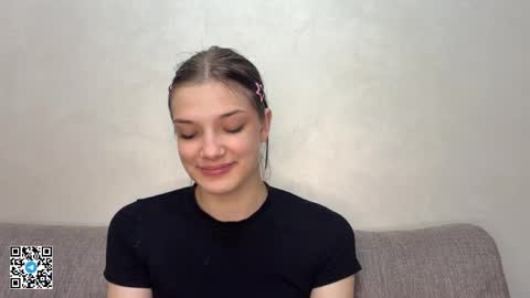 Snapshot of ardisparty chatting on April 2026 06:49:02 PM Caroline online show from April 2026 06:49:02 PM