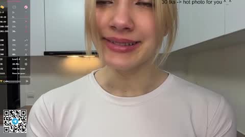 Caroline online show from April 2026 05:43:02 PM