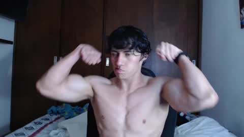 Snapshot of ares_aestheticgod chatting on February 2025 02:40:02 AM Ares D online show from February 2025 02:40:02 AM