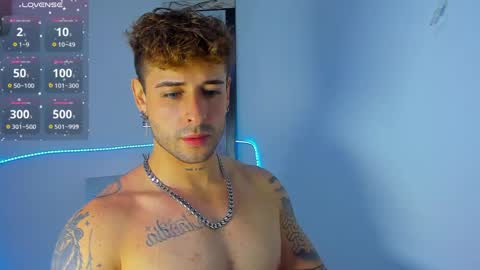 Snapshot of ares_blue chatting on September 2025 01:48:02 PM ares blue online show from September 2025 01:48:02 PM