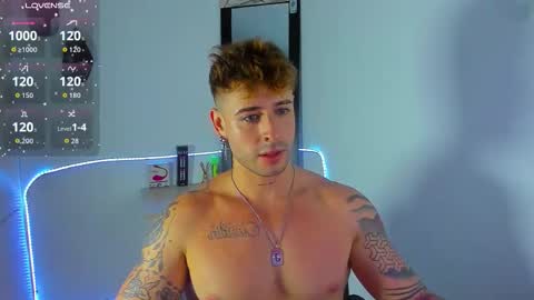 Snapshot of ares_blue chatting on October 2025 10:02:02 AM ares blue online show from October 2025 10:02:02 AM