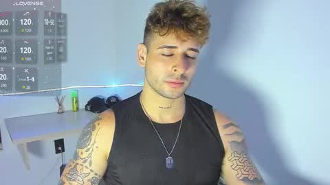 Snapshot of ares_blue chatting on October 2025 01:22:01 PM ares blue online show from October 2025 01:22:01 PM