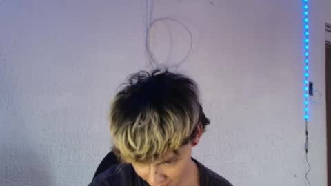 ares online show from February 2025 10:00:02 PM