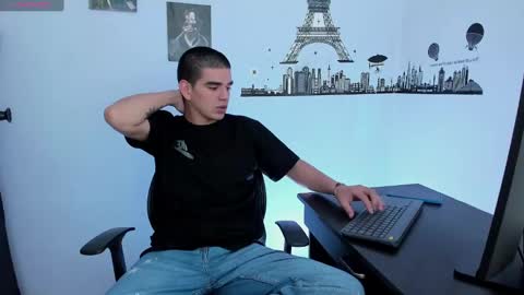Snapshot of ares_johnsonn chatting on January 2025 09:53:01 PM Ares online show from January 2025 09:53:01 PM