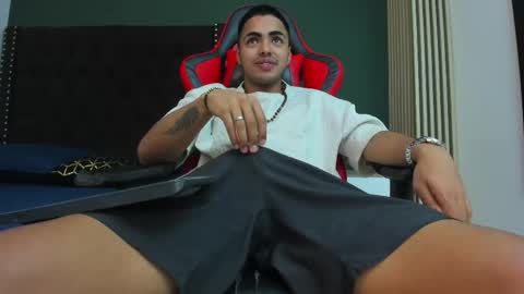 Snapshot of ares_pain_ chatting on April 2026 07:26:01 PM ares_pain_ online show from April 2026 07:26:01 PM