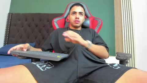 Snapshot of ares_pain_ chatting on April 2026 08:54:02 PM ares_pain_ online show from April 2026 08:54:02 PM