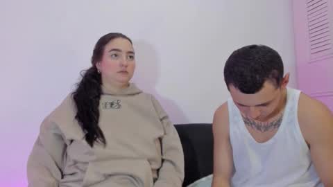 Snapshot of aresblue chatting on November 2025 06:57:01 AM aresblue online show from November 2025 06:57:01 AM