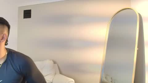 Snapshot of areslevi chatting on January 2026 06:32:02 PM ares levi online show from January 2026 06:32:02 PM